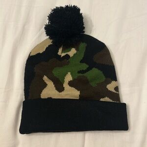 Camo Print Pom Pom Beanie